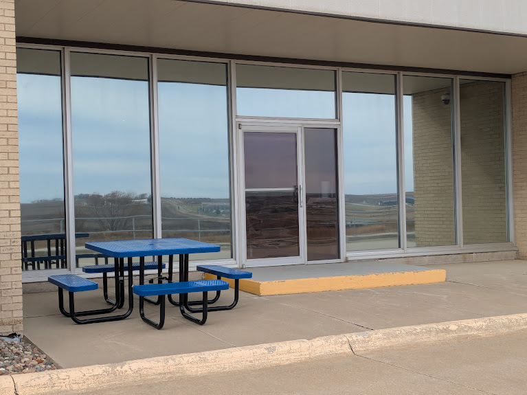 NIPCO office glass in Le Mars, Iowa